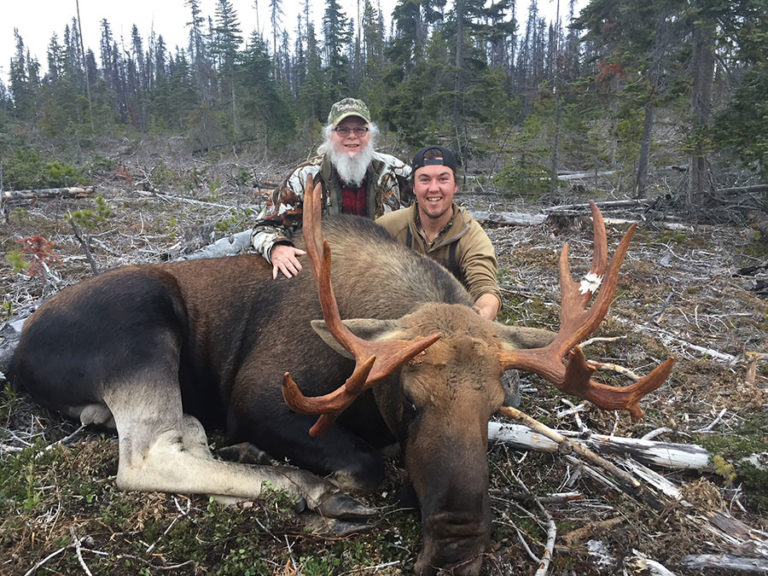 Moose Hunts BC, Moose Hunting with BC Guide Outfitters in BC Canada